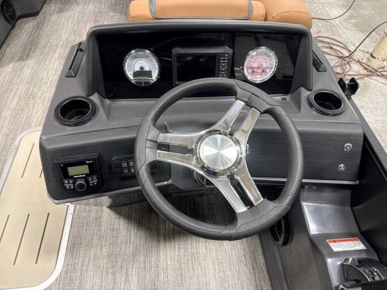 2026 Bennington 20SL - SPS - Luxe - Blackout US-ETWS0130L526 [photo 11]